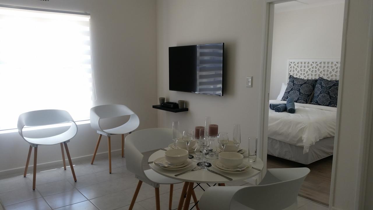 Coral Sands On Muizenberg Luaran gambar